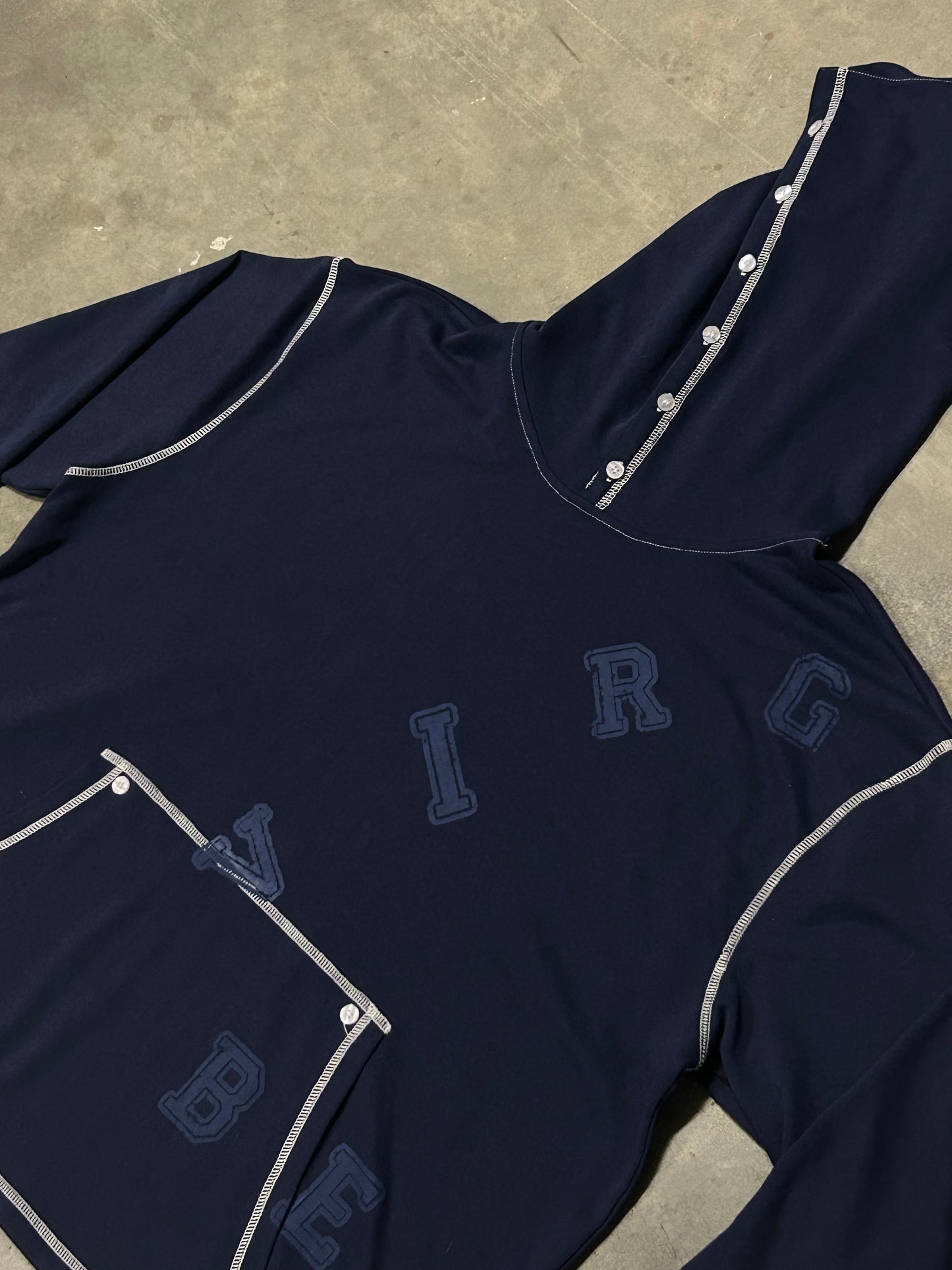 bttn_hoodie_1_VAB