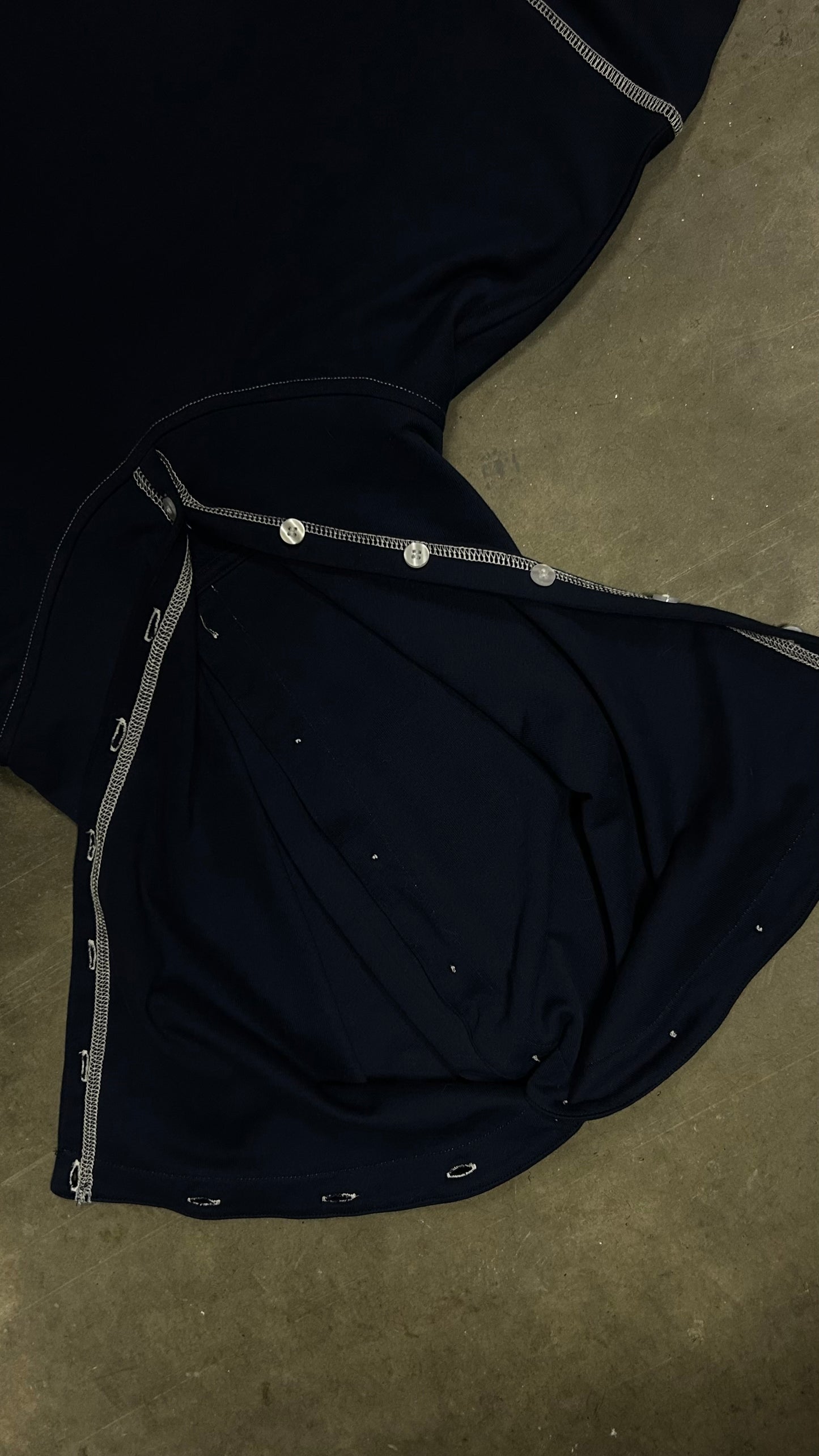 bttn_hoodie_1_VAB