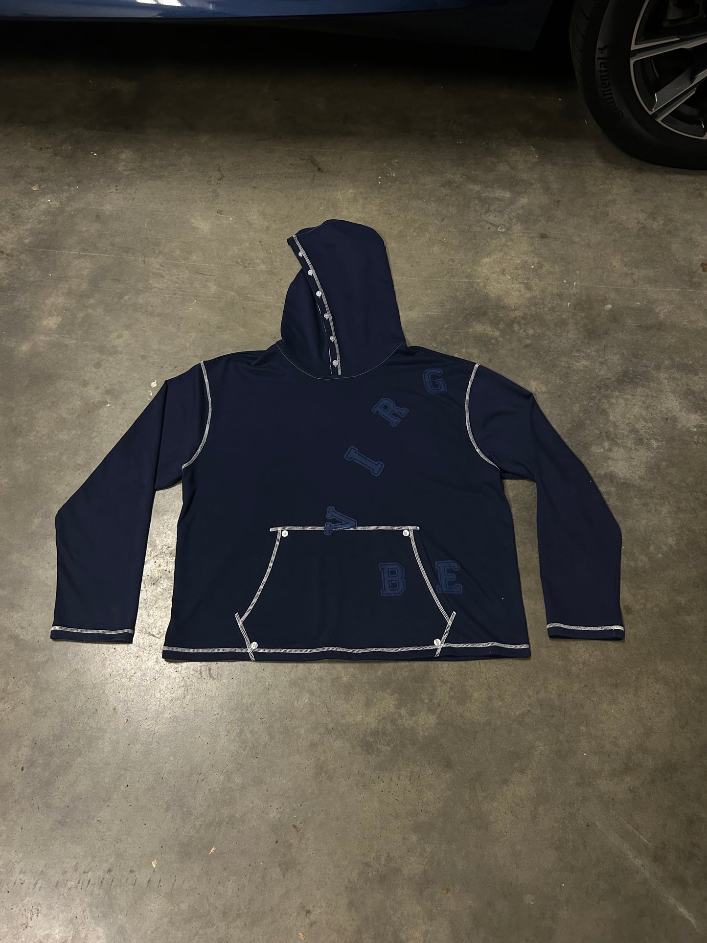 bttn_hoodie_1_VAB