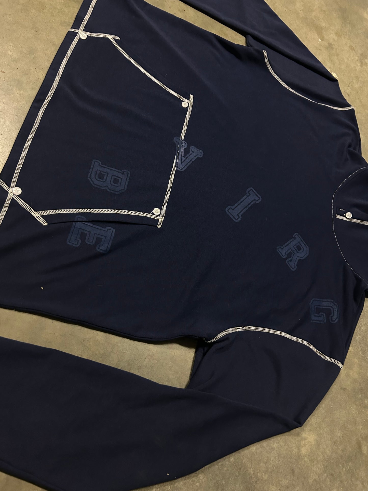 bttn_hoodie_1_VAB