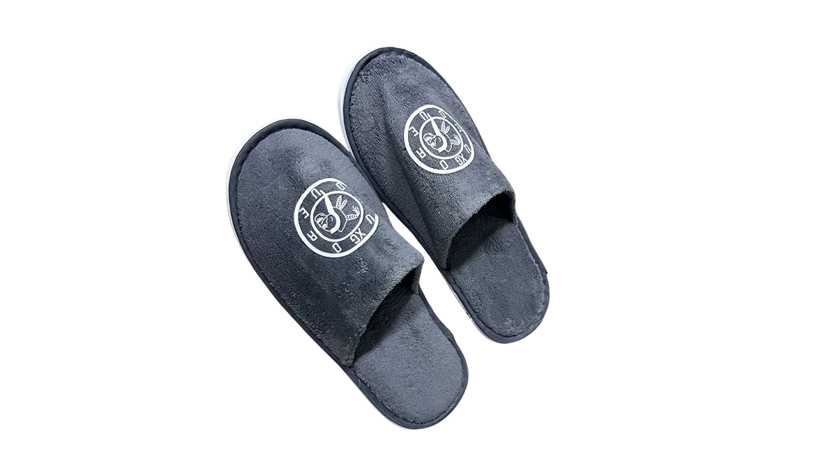 GORUEDEUX Crest Slippers in grey